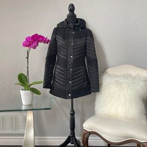 White House Black Market WKND Puffer Coat